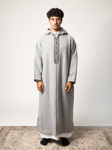 Siroua Light Grey hooded Moroccan djellaba – view 1