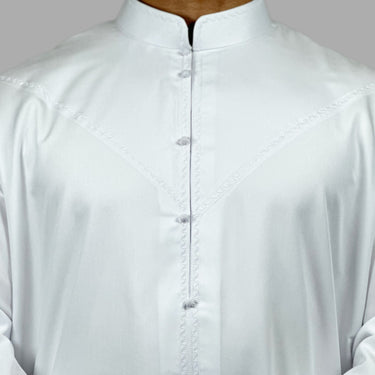 white bahraini thobes in UK