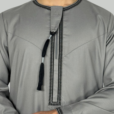 Luxury Grey & Black Omani Thobe