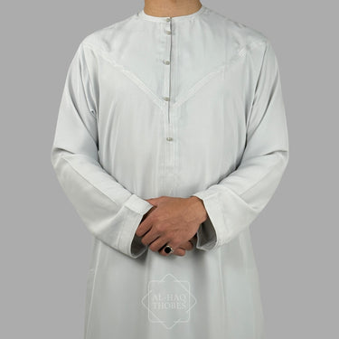 Luxury Pearl Grey Lightweight Zibda Emirati Thobe (Buttons)